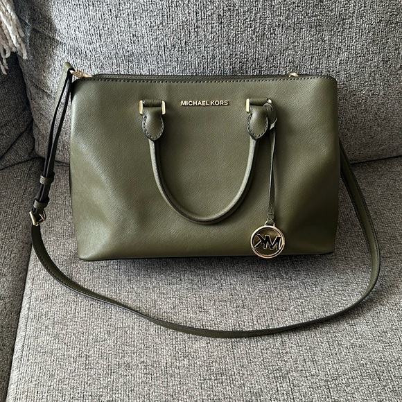 MICHAEL Michael Kors Handbags - Forest green Michael Kors tote purse
